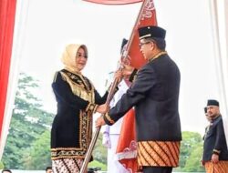 Pemkab Berau Terima 7 Panji Keberhasilan Pembangunan Daerah