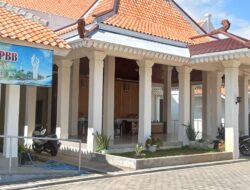 Jam Kerja, Kantor Kecamatan Jadi Tempat Bobok, Pelayanan Tak Beres