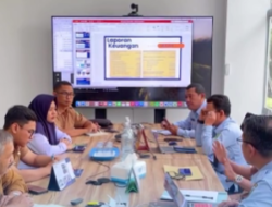 Tim Monitoring dan Evaluasi BUMD Provinsi Kaltim Kunjungi Perumda Batiwakkal, Saipul : Berharap Penyesuaian Tarif Air Minum Tidak Membebani Masyarakat