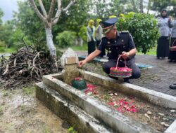 Sambut HBP Ke-60 Lapas Narkotika Kelas IIA Pamekasan Gelar Ziarah dan Upacara Tabur Bunga di TMP Panglegur