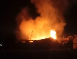 Sijago Merah Menghangus Toko Bangunan Al Hidayah Hingga Tinggal Puing Puing