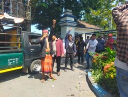 PJ. Bupati Sampang Dinilai Sengaja Tabrak Aturan, Ribuan BPD Turun Jalan