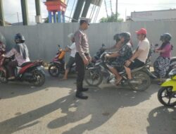 Personel Piket Unit Turjawali Satlantas Polres Berau Patroli dan Beri Imbauan