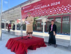 Lapas Narkotika Kelas IIA Pamekasan Gelar Upacara Hari Lahir Pancasila, Mengenakan Pakaian Adat Nusantara