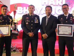 Lapas Kediri Terima 2 Trophy Piala Menembak Di HUT Bhayangkara ke 78
