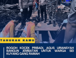 Rogoh Kocek Pribadi, Agus Uriansyah Bangun Jembatan Untuk Warga Sei Kuyang Gang Ramah
