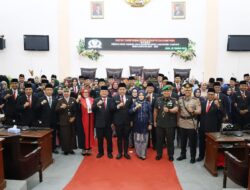 Dewan di kabupaten Sampang sudah di Lantik sebanyak 45 Anggota dari 11 Partai