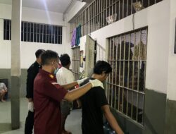 Lapas Narkotika Kelas IIA Pamekasan Gelar Penggeledahan Kamar Hunian, Tindak Lanjut Instruksi DirPam Intel Ditjen PAS