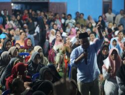 Tawarkan Program Pendidikan Gratis : Agus Wahyudi Kampanye di Bangun Trans