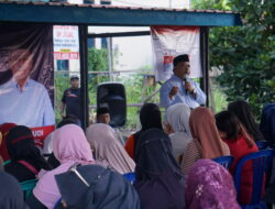 Kampanye Dialogis di Gang Sementara RT 14 Kelurahan Karang Ambun, Cabup No 1 Madri Pani Sampaikan Program Prioritas