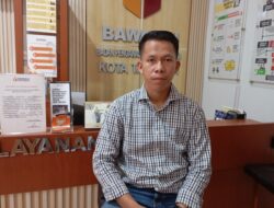 Hari Ini Bawaslu Tarakan Panggil dr. Khairul Soal Dugaan Bagi-Bagi Uang