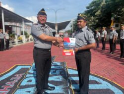 Lapas Narkotika Kelas IIA Pamekasan Kanwil Kemenkumham Jatim Menggelar Apel Penyematan Kenaikan Tanda Pangkat