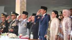 Jokowi Pimpin Upacara HUT TNI Ke-79 di Lapangan Monas Jakarta