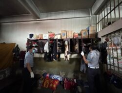 Guna Menjaga Keamanan dan Ketertiban, Lapas Narkotika Kelas IIA Pamekasan Kembali Lakukan Razia Penggeledahan Kamar Hunian Warga Binaan Pemasyarakatan