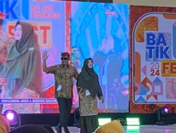 Kepala Dinas Pekerjaan Umum dan Penata Ruang (PUPR) Ikut Merayakan festival Batik Pamekasan