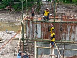 Proyek Hibah Bernilai Milliaran Desa Ngengor Madiun Diduga Abaikan Keselamatan Pekerja