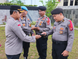 Polres Berau Laksanakan Pemeriksaan HP untuk Cegah Judi Online di Kalangan Personel