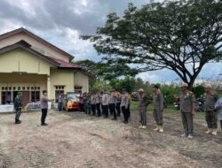 Jaga Situasi Kondusif : Polsek Gunung Tabur Kawal Ketat Rapat Pleno Rekapitulasi Tingkat Kecamatan Gunung Tabur