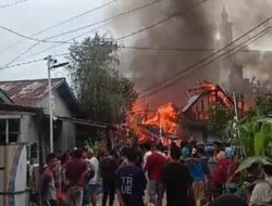 Sijago Merah Melahap Toko Sembako dan Barakan 20 Pintu