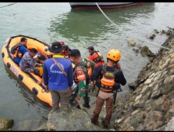 Perahu Pemancing di Hantam Ombak Satu Orang Belum Ditemukan 