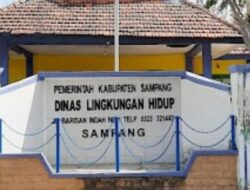 Salah satu oknum PNS DLH Di kabupaten Sampang Sampang Di Duga Jarang Masuk Kantor