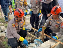 Kapolres Lumajang Letakkan Batu Pertama Pembangunan Rumah Dinas Polri untuk Tingkatkan Kesejahteraan Anggot
