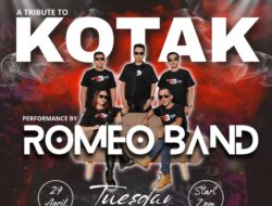 Romeo Band Sajikan Lagu Lagu Kotak Band di Live Music Frontone Azzana Style Hotel