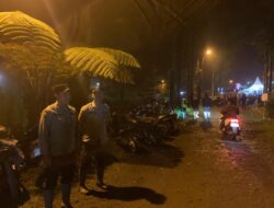 Polsek Senduro Kawal Kesenian Bantengan di Tempursari, Masyarakat Antusias Saksikan Tradisi