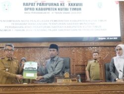 Ketua DPRD Kutim Pimpin Rapat Paripurna, Bupati Ajukam Reviai Perda Pajak Untuk Tingkatkan PAD
