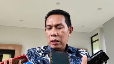Agus Aras Desak USB di Kutim Atasi Krisis PPDB
