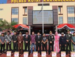 Ketua DPRD Kukar, Ir. H. Ahmad Yani Hadir Peringatan HUT Bhayangkara ke-79 di Kutai Kartanegara