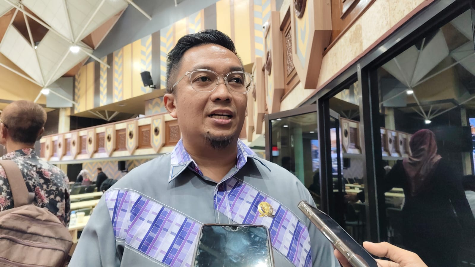 Nurhadi Saputra selaku juru bicara fraksi PPP-Demokrat DPRD Kalimantan Timur