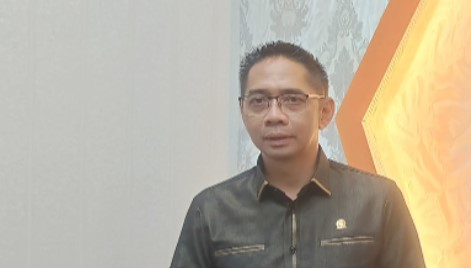 Ketua Fraksi PKS, Firnadi Ikhsan