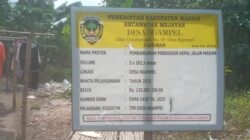 Pemdes Ngampel Madiun Perbaiki Jalan Aspal Gunakan Anggaran Dana Desa