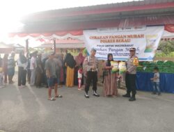 Jelang HUT RI ke-80, Polsek Biduk-Biduk Salurkan 500 Karung Beras SPHP Lewat Gerakan Pangan Murah