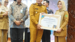 Bupati Sri Juniarsih Terima Paritrana Award, Bukti Nyata Perlindungan Pekerja di Berau