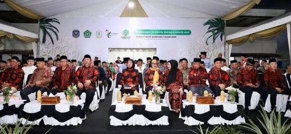 Suasana pembukaan MTQH ke-18 Kota Bontang tahun 2025
