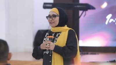 Wali Kota Bontang Neni Moerniaeni