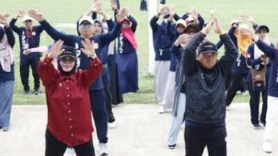 Wali Kota Bontang, Neni Moerniaeni, bersama Ketua Komite I DPD RI Andi Sofyan Hasdam, Wakil Wali Kota Agus Haris