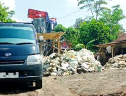 Marak Pengolahan Emas ‘Ilegal’ di Lumajang, Dalih Buang Limbah Di tanah Sendiri 