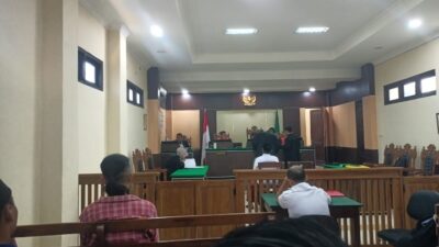 Diduga Gunakan AJB Palsu, H Umar Faruk Dituntut 3 Tahun Penjara
