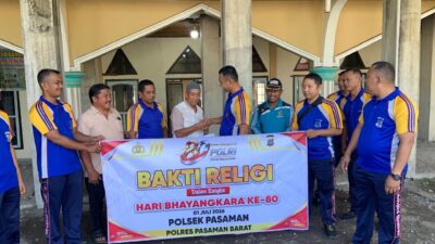 Bakti Religi dan Bantuan Tunai: Polsek Pasaman Pererat Silaturahmi Sambut Bhayangkara ke-80