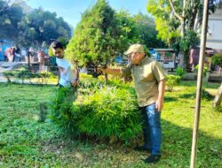 Bupati H. Yulianto Turun Langsung Pimpin Aksi Gotong Royong Massal Bersama Ribuan Pegawai, KNPI, Mahasiswa, dan Masyarakat di Taman Tematik Pasaman Baru.