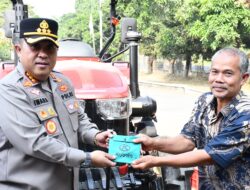 Kapolresta Cirebon Serahkan Bantuan Alsintan Kementan kepada Kelompok Tani, Perkuat Swasembada Pangan Nasional