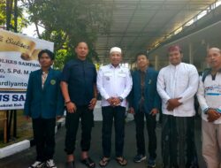 Bupati Sampang H. Slamet Junaidi Sholat Jumat Bersama Kapolres Baru AKBP Anang Hardianto, Pererat Sinergitas dan Silaturahmi Forkopimda