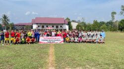 Polsek Melak Polres Kutai Barat,Amankan Pembukaan Turnamen Piala Kemerdekaan HUT RI ke-81 di Kampung Muara Benangaq