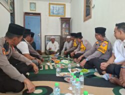Kapolres Sampang Silaturahmi ke Ponpes Miftahut Thullab, Salurkan Air Bersih dan Tampung Aspirasi Keamanan Jalan di Kedungdun