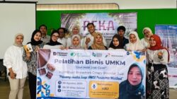 Rumah BUMN Pertamina Berau Gandeng BPJS Ketenagakerjaan, Gelar Pelatihan Brownies Krispy dan Sosialisasi Perizinan UMKM di Berau