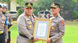Polresta Cirebon Gelar Apel Jam Pimpinan Sekaligus Penyerahan Penghargaan Pelayanan Prima dan IKPA 2026