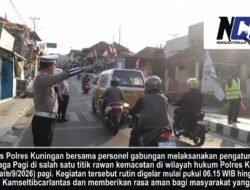 Perkuat Kamseltibcarlantas, Polres Kuningan Hadir di Titik Rawan Pada Jam Sibuk Pagi